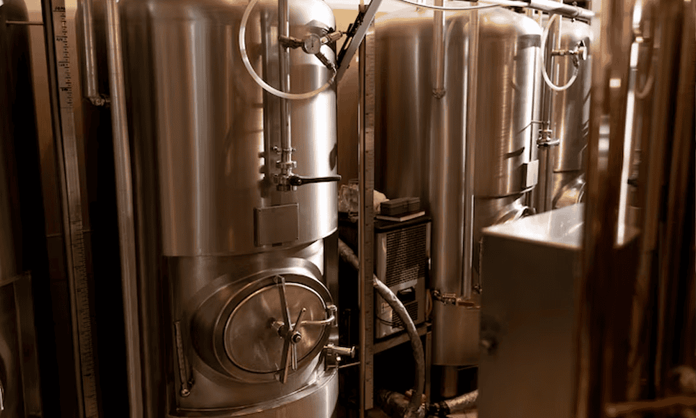 Stainless steel dairy milk collection and fermentation tanks - NK Dairy Equipments